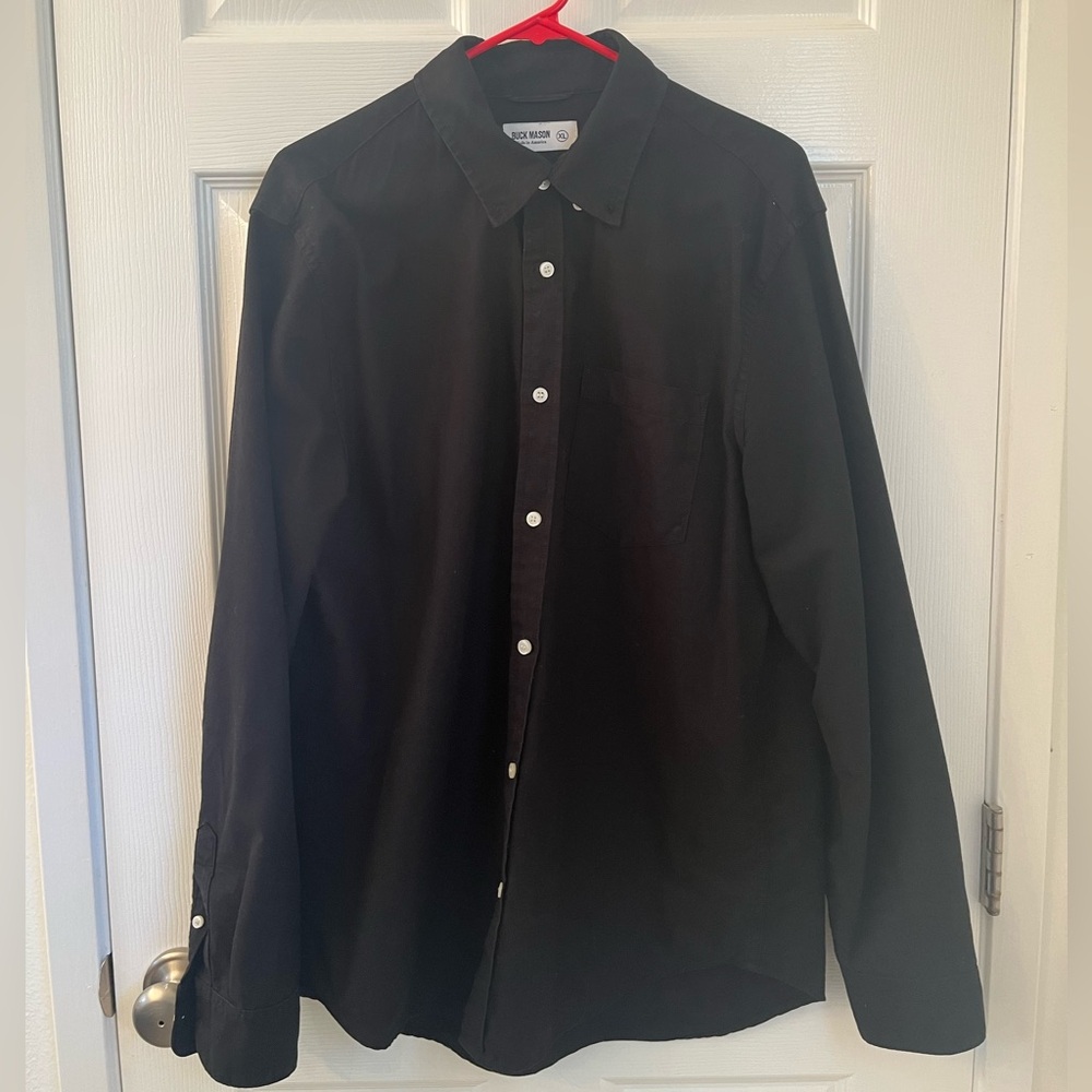Buck Mason Men’s one pocket button down size XL